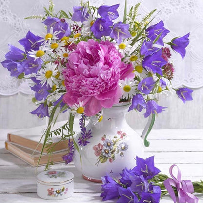 Flores Moradas y Libros